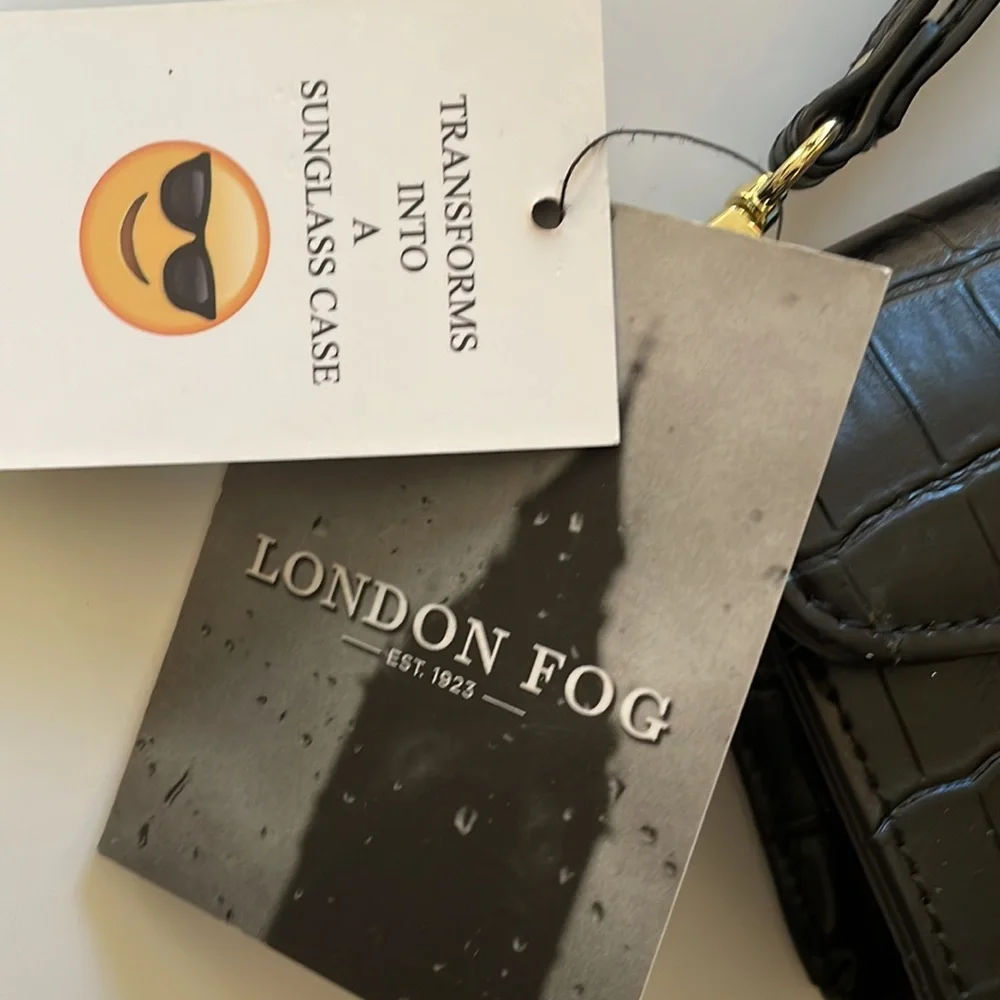 London Fog Flap Wallet/Sunglasses Case - Picture 3 of 6